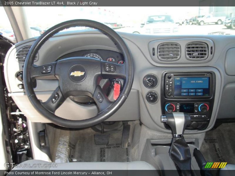 Black / Light Gray 2005 Chevrolet TrailBlazer LT 4x4