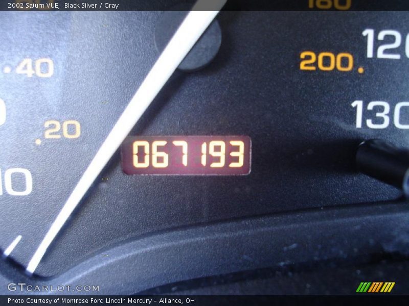 Black Silver / Gray 2002 Saturn VUE