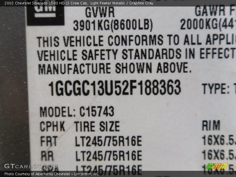 Light Pewter Metallic / Graphite Gray 2002 Chevrolet Silverado 1500 HD LS Crew Cab