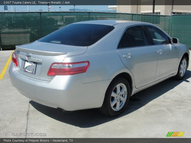 Titanium Metallic / Ash 2007 Toyota Camry LE