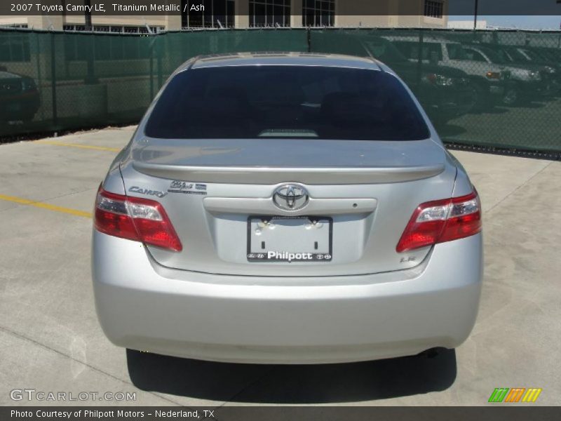Titanium Metallic / Ash 2007 Toyota Camry LE