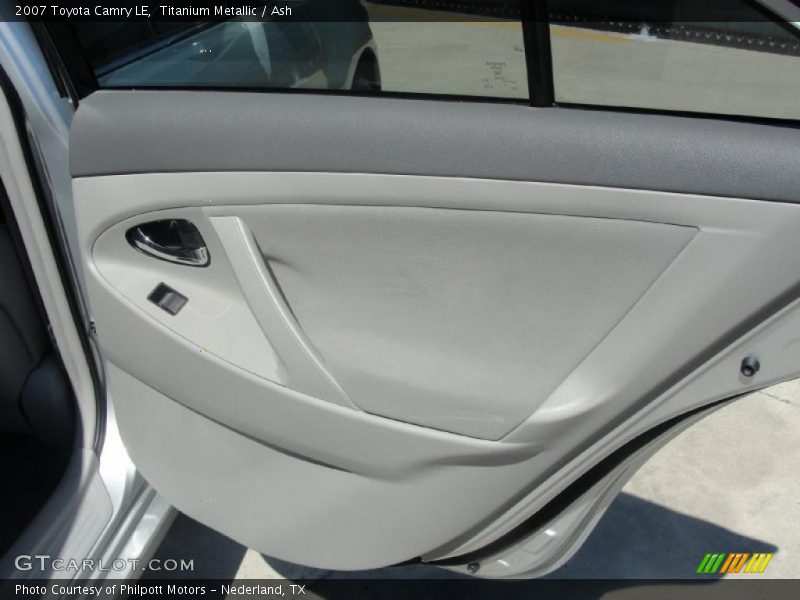 Titanium Metallic / Ash 2007 Toyota Camry LE