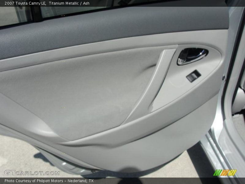 Titanium Metallic / Ash 2007 Toyota Camry LE