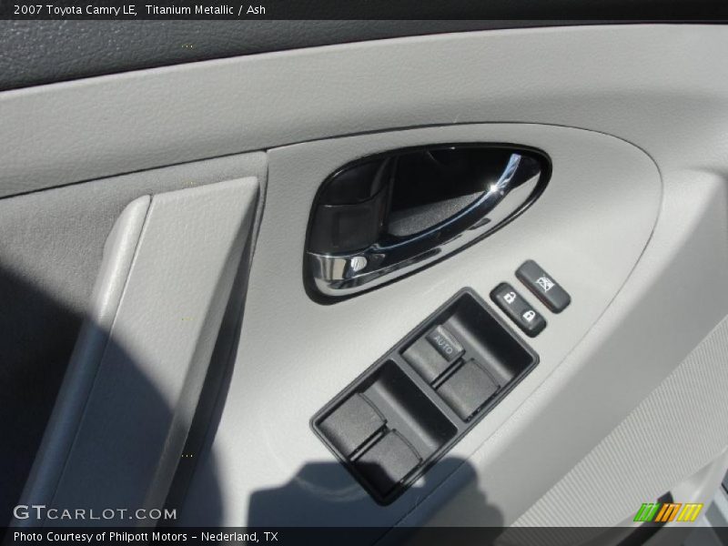 Titanium Metallic / Ash 2007 Toyota Camry LE