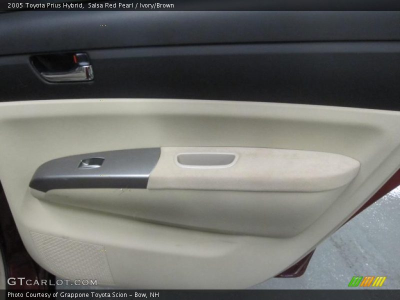 Salsa Red Pearl / Ivory/Brown 2005 Toyota Prius Hybrid