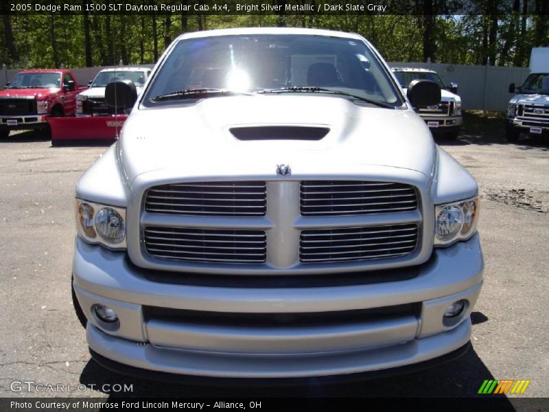 Bright Silver Metallic / Dark Slate Gray 2005 Dodge Ram 1500 SLT Daytona Regular Cab 4x4