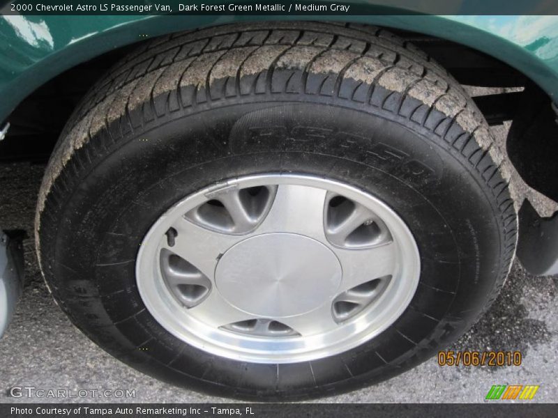 Dark Forest Green Metallic / Medium Gray 2000 Chevrolet Astro LS Passenger Van