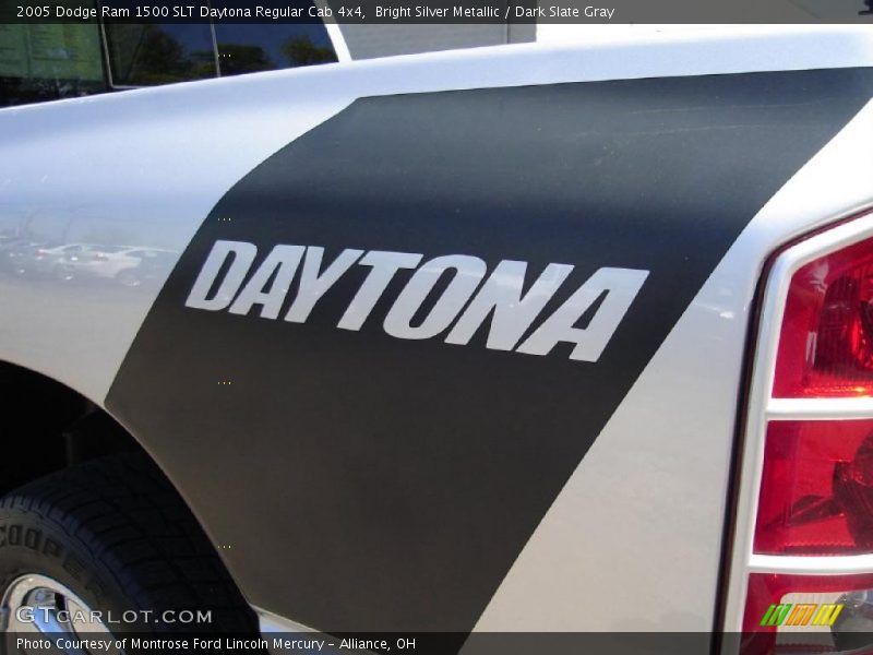 Bright Silver Metallic / Dark Slate Gray 2005 Dodge Ram 1500 SLT Daytona Regular Cab 4x4