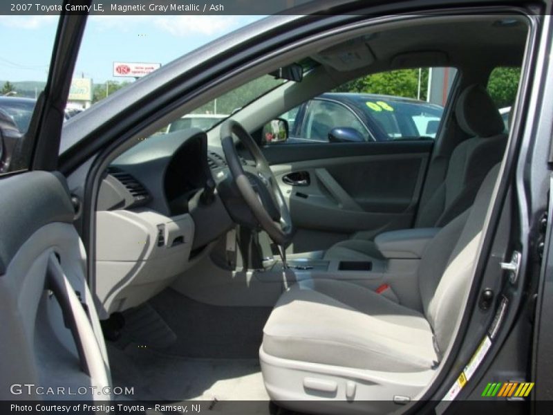 Magnetic Gray Metallic / Ash 2007 Toyota Camry LE