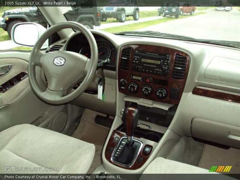 White Pearl / Beige 2005 Suzuki XL7 LX