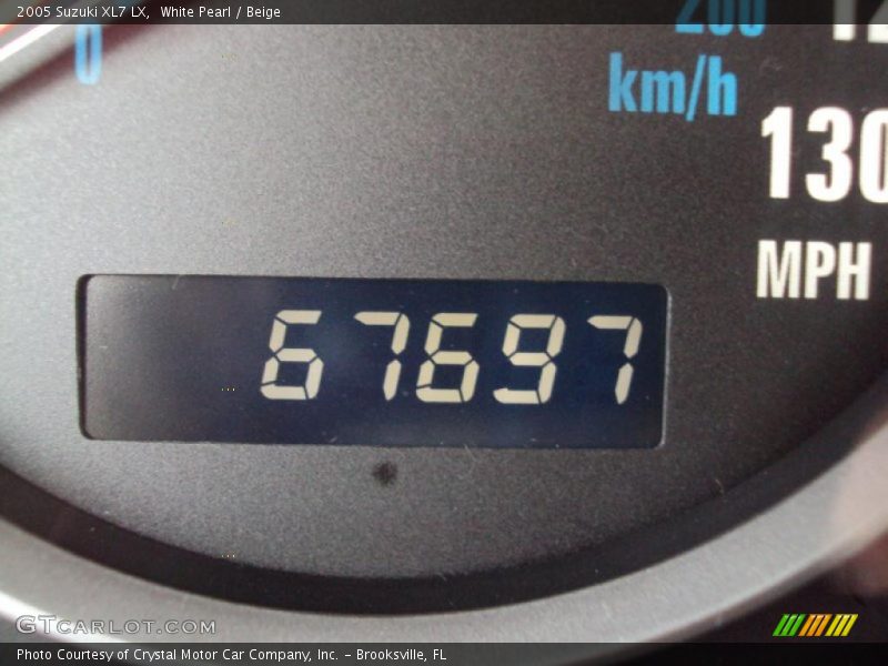 White Pearl / Beige 2005 Suzuki XL7 LX