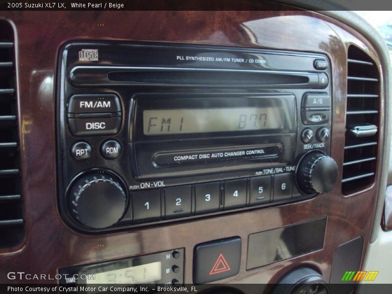 White Pearl / Beige 2005 Suzuki XL7 LX