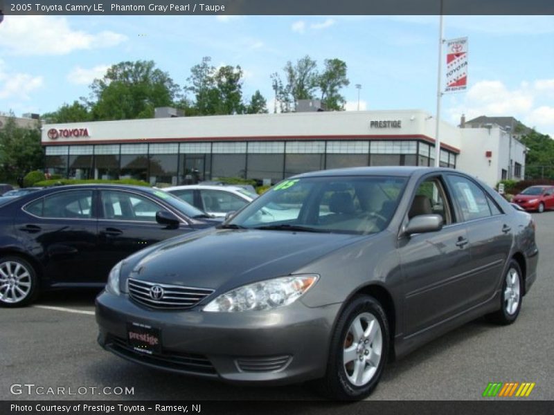 Phantom Gray Pearl / Taupe 2005 Toyota Camry LE