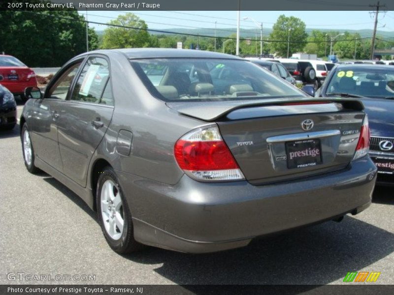 Phantom Gray Pearl / Taupe 2005 Toyota Camry LE