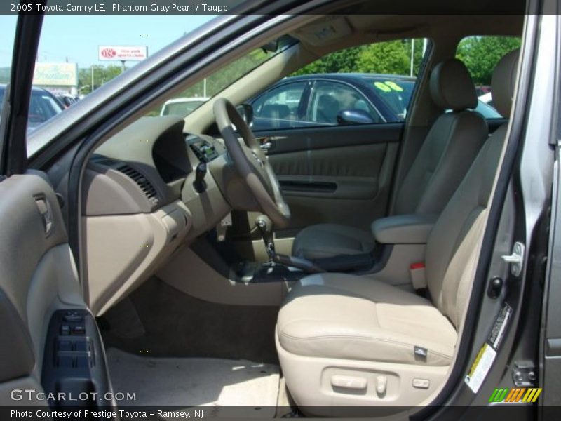 Phantom Gray Pearl / Taupe 2005 Toyota Camry LE