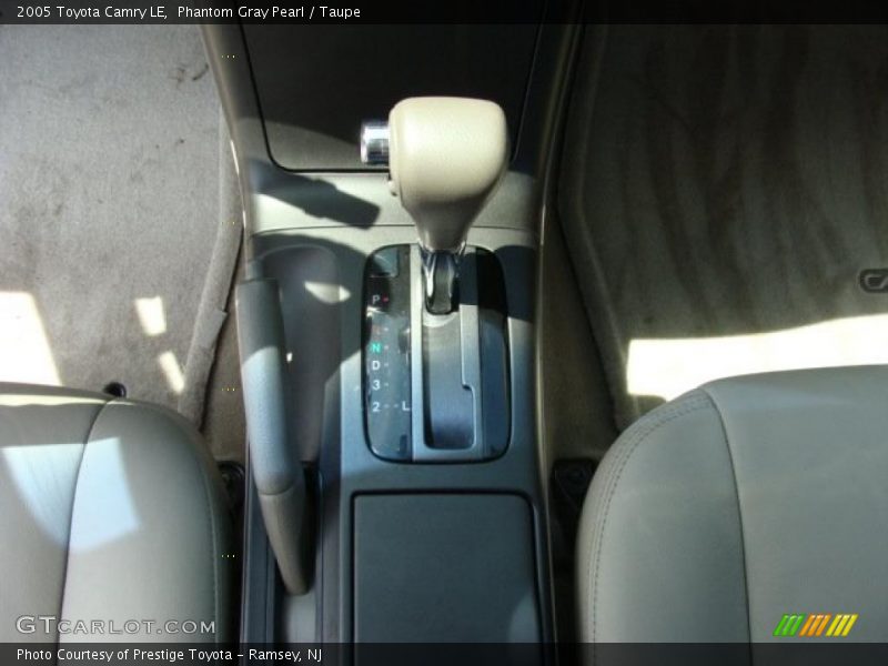 Phantom Gray Pearl / Taupe 2005 Toyota Camry LE