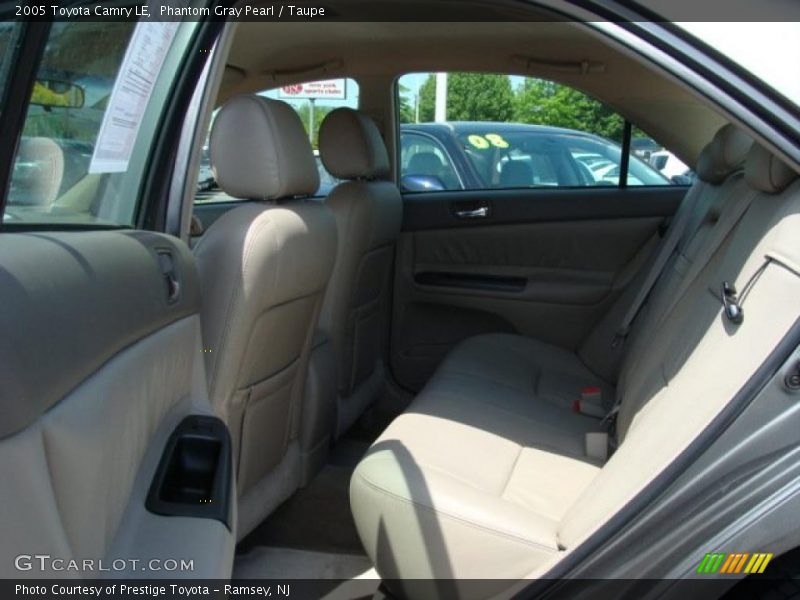 Phantom Gray Pearl / Taupe 2005 Toyota Camry LE