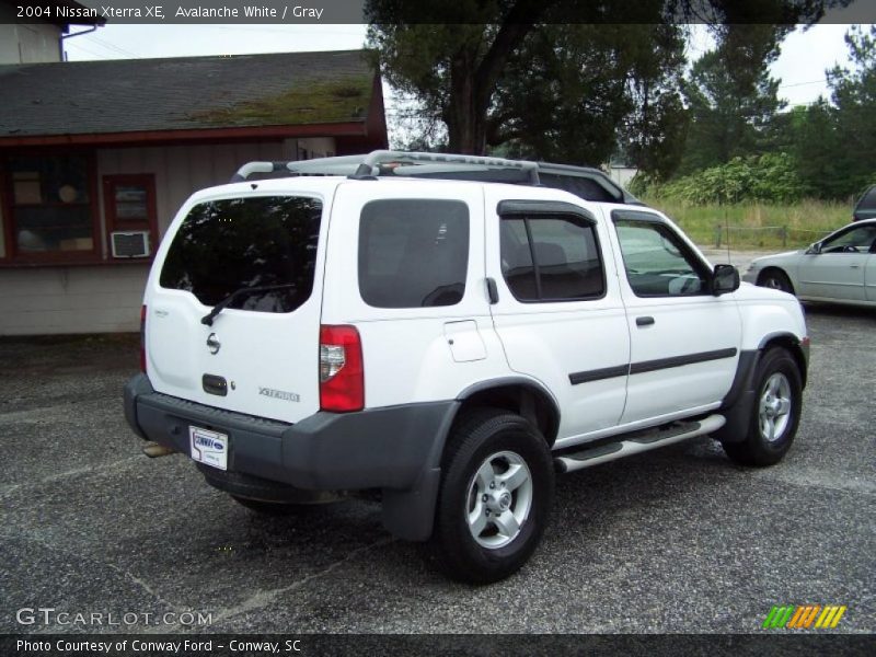 Avalanche White / Gray 2004 Nissan Xterra XE