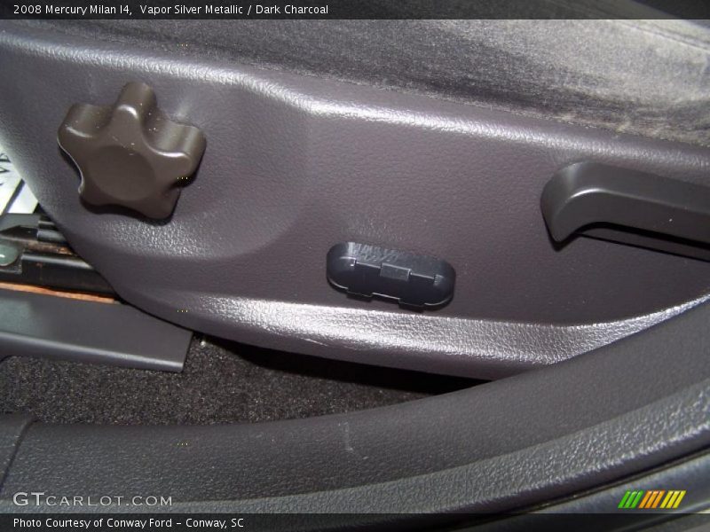 Vapor Silver Metallic / Dark Charcoal 2008 Mercury Milan I4