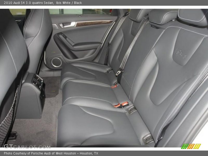 Ibis White / Black 2010 Audi S4 3.0 quattro Sedan