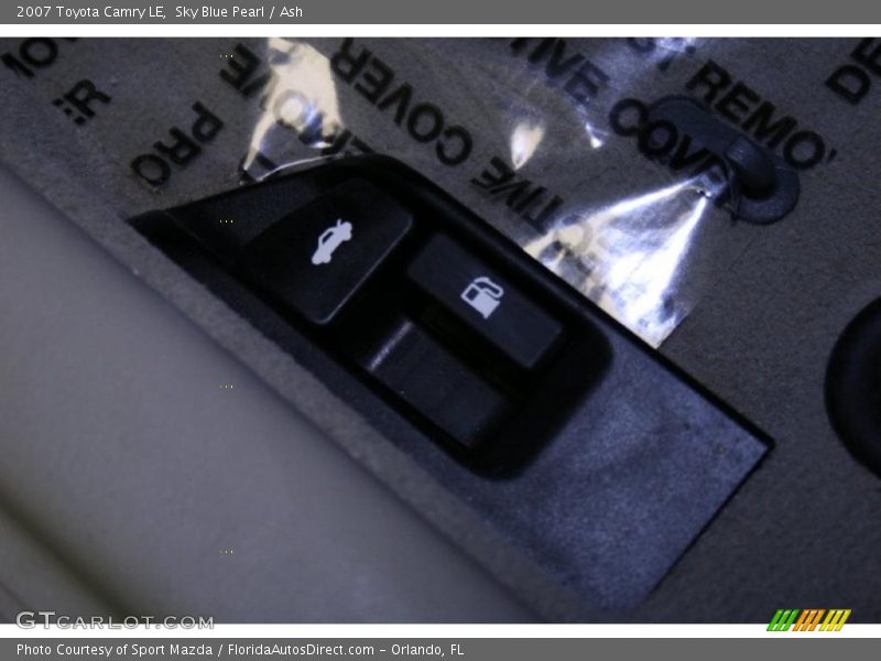 Sky Blue Pearl / Ash 2007 Toyota Camry LE