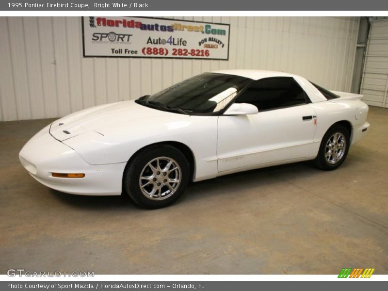 Bright White / Black 1995 Pontiac Firebird Coupe