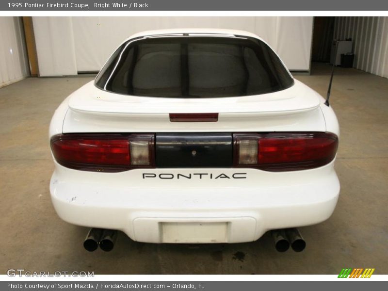 Bright White / Black 1995 Pontiac Firebird Coupe