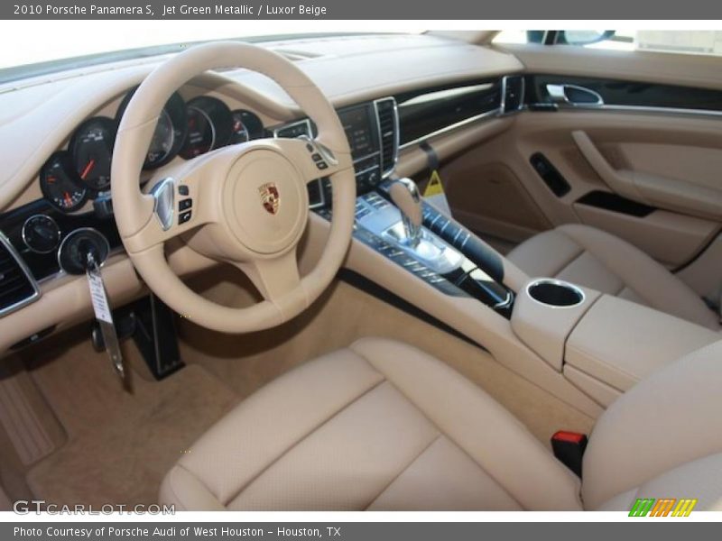Jet Green Metallic / Luxor Beige 2010 Porsche Panamera S