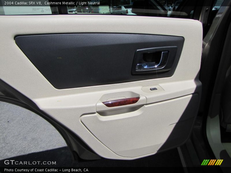 Cashmere Metallic / Light Neutral 2004 Cadillac SRX V8