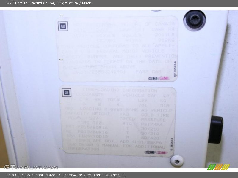 Bright White / Black 1995 Pontiac Firebird Coupe