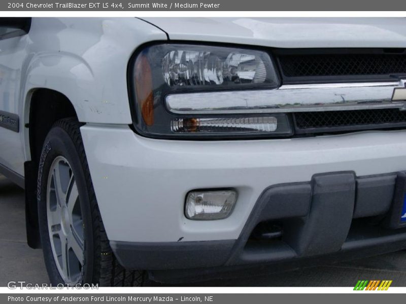 Summit White / Medium Pewter 2004 Chevrolet TrailBlazer EXT LS 4x4