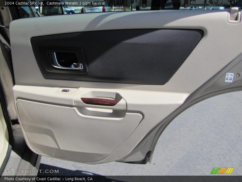 Cashmere Metallic / Light Neutral 2004 Cadillac SRX V8