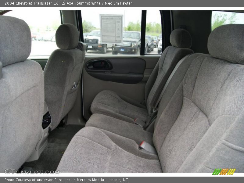 Summit White / Medium Pewter 2004 Chevrolet TrailBlazer EXT LS 4x4