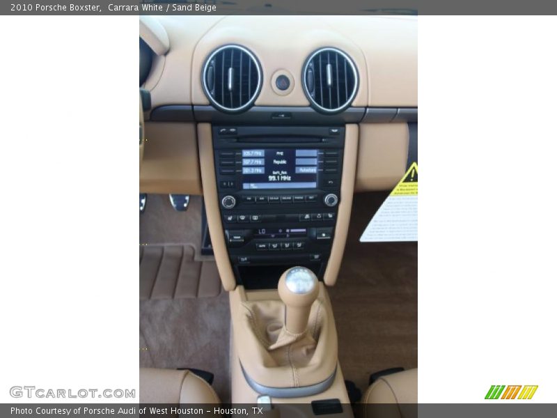Carrara White / Sand Beige 2010 Porsche Boxster