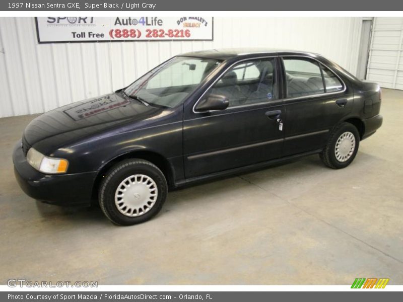 Super Black / Light Gray 1997 Nissan Sentra GXE