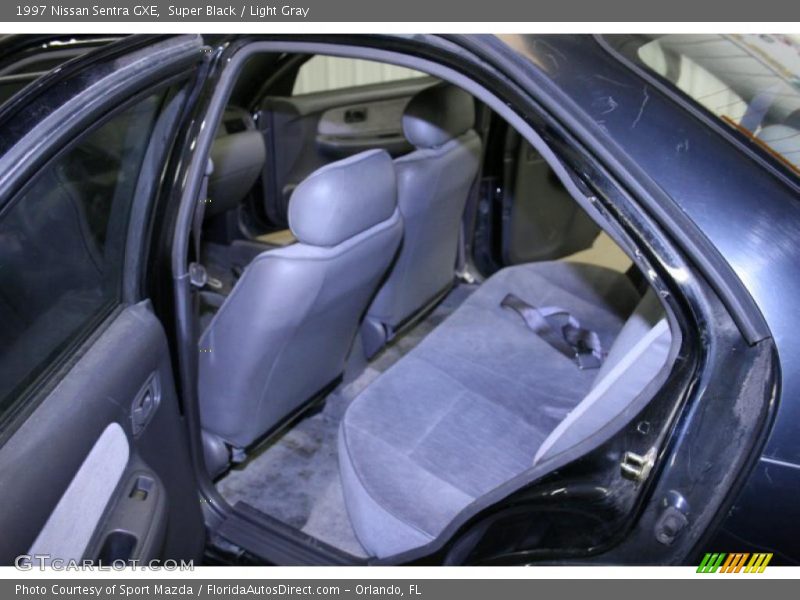 Super Black / Light Gray 1997 Nissan Sentra GXE