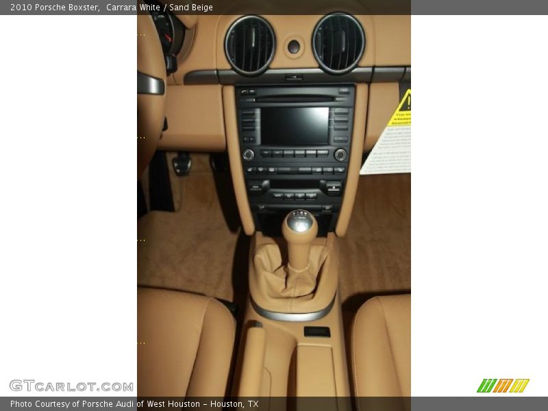 Carrara White / Sand Beige 2010 Porsche Boxster