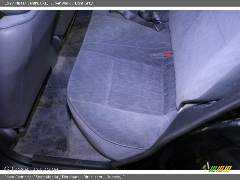 Super Black / Light Gray 1997 Nissan Sentra GXE