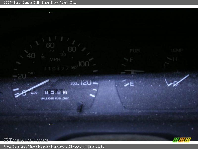 Super Black / Light Gray 1997 Nissan Sentra GXE