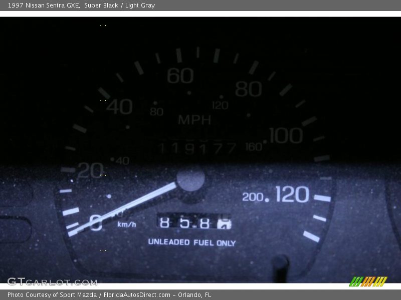 Super Black / Light Gray 1997 Nissan Sentra GXE