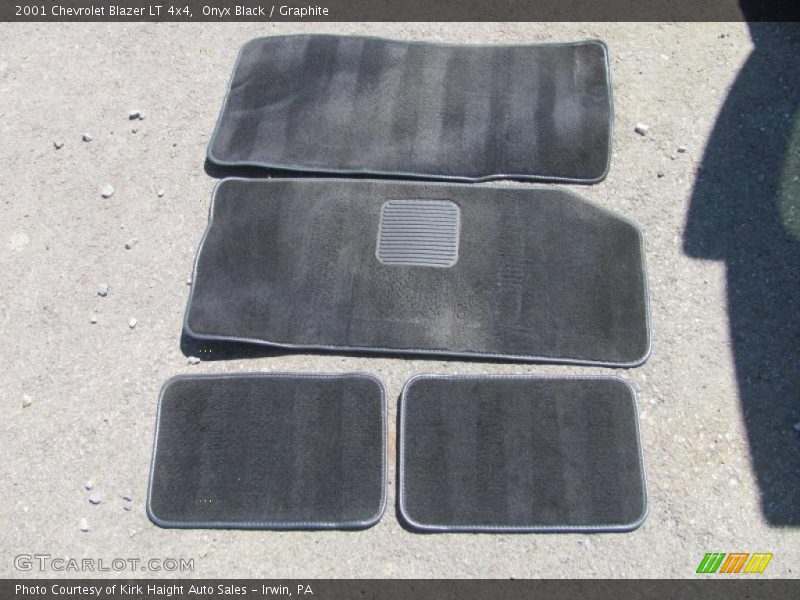 Onyx Black / Graphite 2001 Chevrolet Blazer LT 4x4