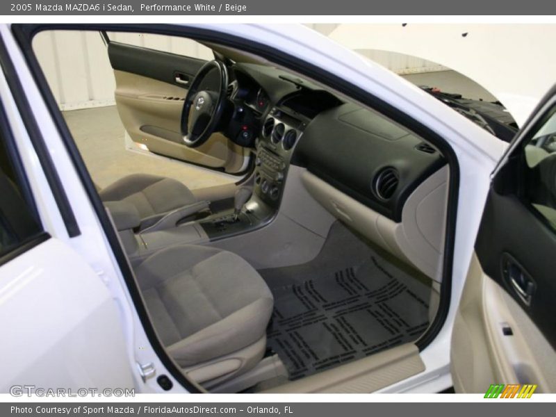 Performance White / Beige 2005 Mazda MAZDA6 i Sedan
