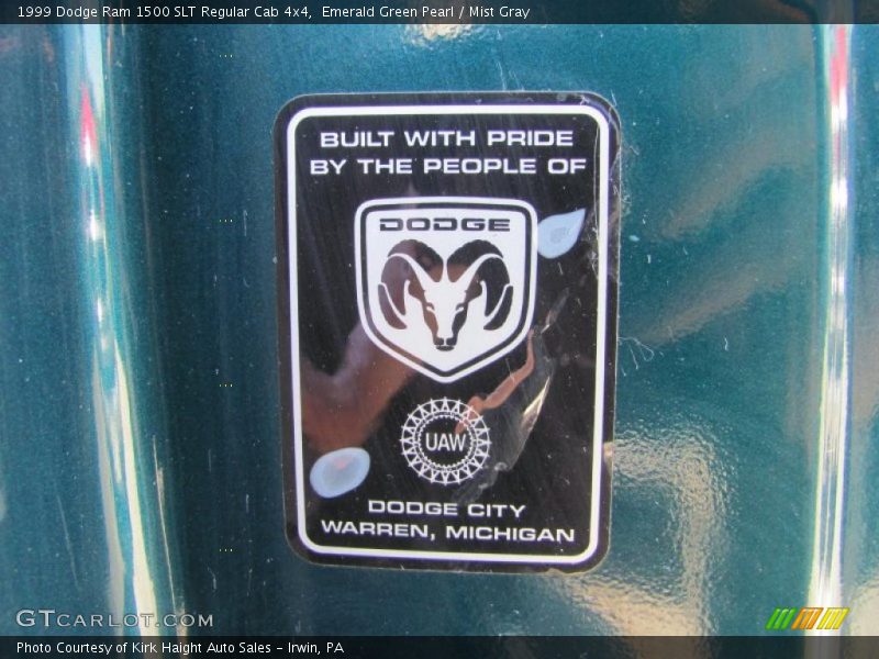 Emerald Green Pearl / Mist Gray 1999 Dodge Ram 1500 SLT Regular Cab 4x4