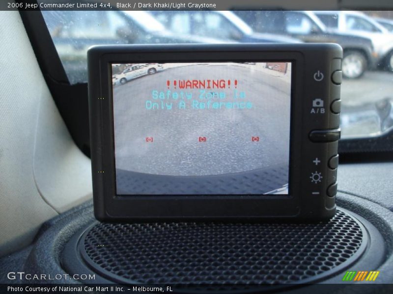 Black / Dark Khaki/Light Graystone 2006 Jeep Commander Limited 4x4