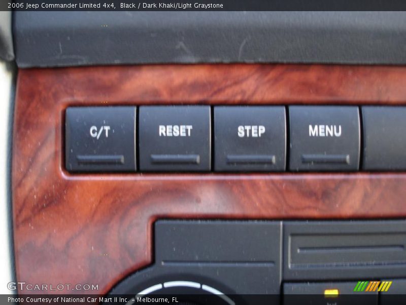 Black / Dark Khaki/Light Graystone 2006 Jeep Commander Limited 4x4