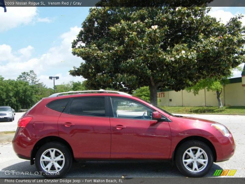 Venom Red / Gray 2009 Nissan Rogue SL