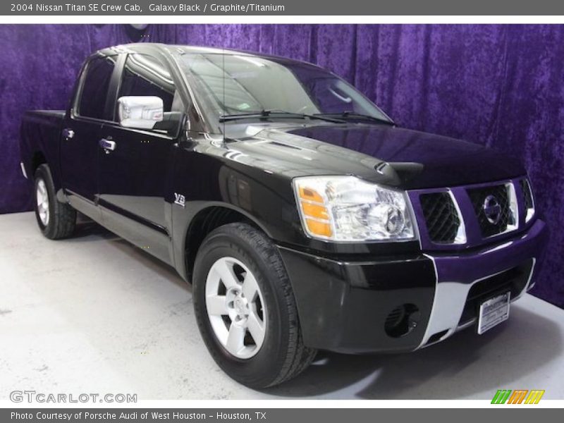 Galaxy Black / Graphite/Titanium 2004 Nissan Titan SE Crew Cab