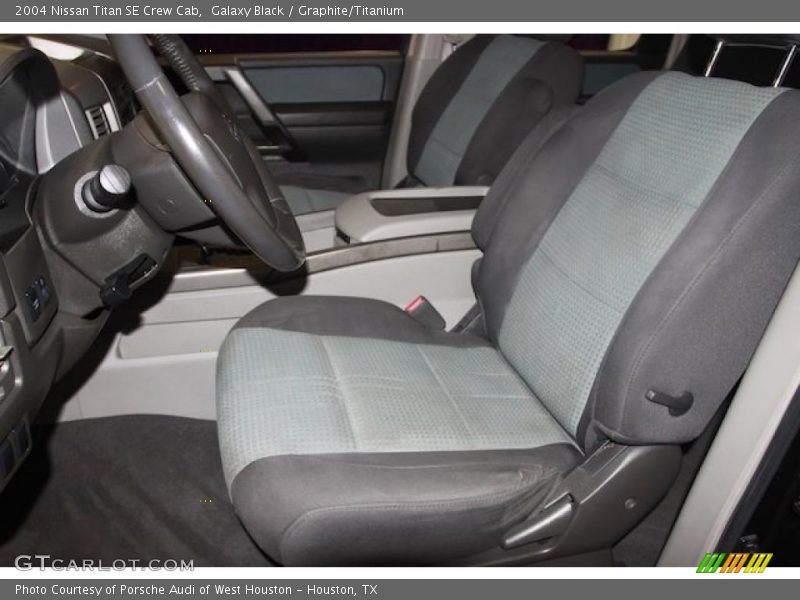 Galaxy Black / Graphite/Titanium 2004 Nissan Titan SE Crew Cab
