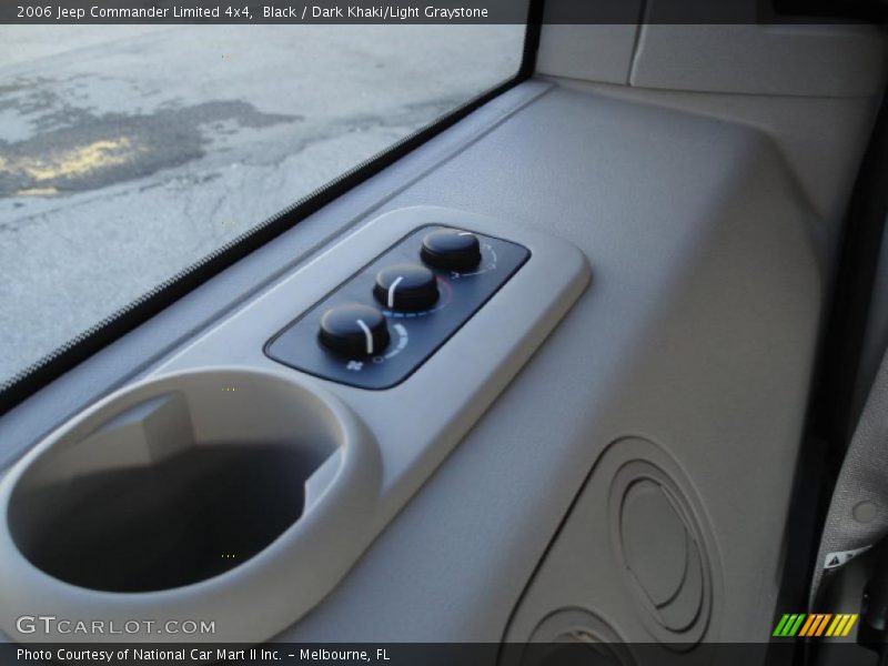 Black / Dark Khaki/Light Graystone 2006 Jeep Commander Limited 4x4