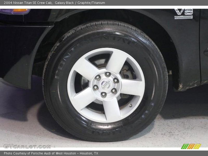 Galaxy Black / Graphite/Titanium 2004 Nissan Titan SE Crew Cab